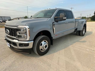 2026 Ford F-350SD Lariat DRW