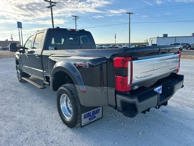 2027 Ford F-350SD King Ranch DRW