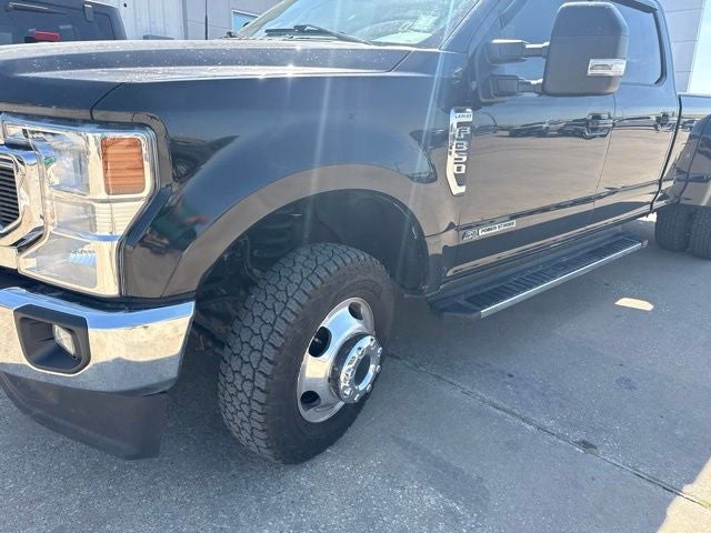 2022 Ford F-350SD Lariat