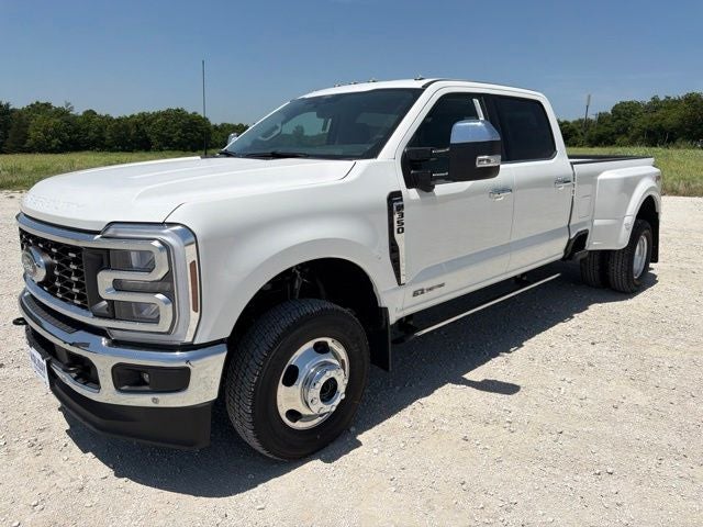 2026 Ford F-350SD Lariat DRW