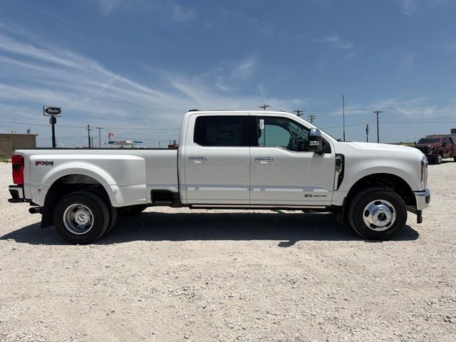 2026 Ford F-350SD Lariat DRW