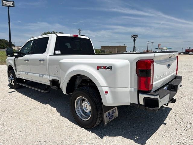 2026 Ford F-350SD Lariat DRW