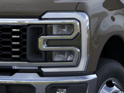 2026 Ford F-350SD Lariat Retail