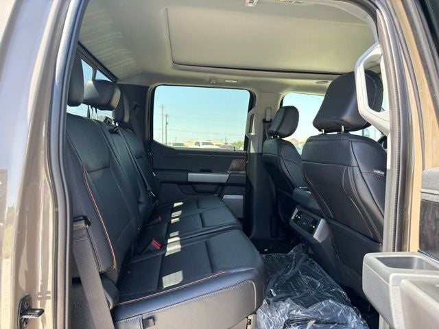 2026 Ford F-350SD Lariat DRW