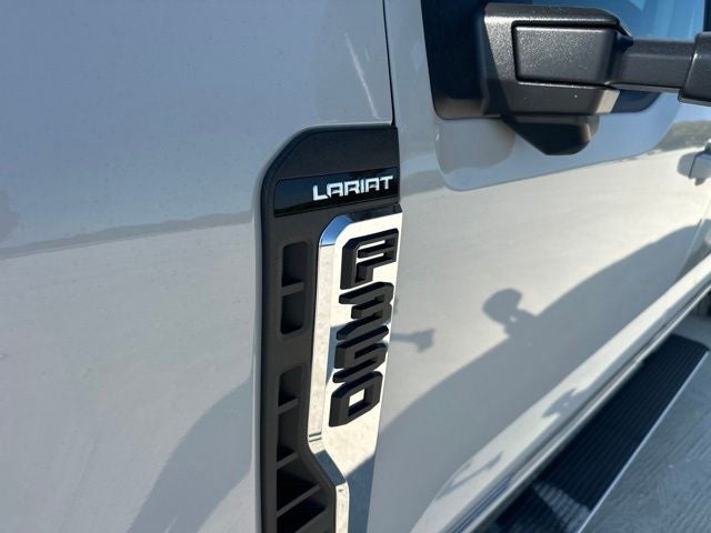 2026 Ford F-350SD Lariat DRW