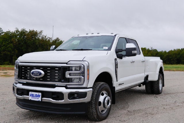 2026 Ford F-350SD Lariat DRW
