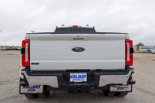 2026 Ford F-350SD Lariat DRW