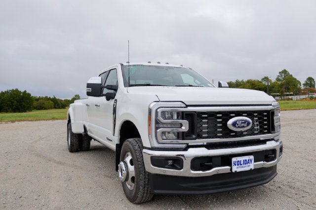 2026 Ford F-350SD Lariat DRW