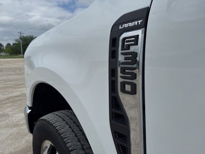 2023 Ford F-350SD Lariat