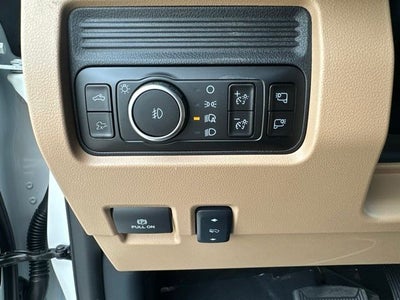 2026 Ford F-350SD Lariat DRW