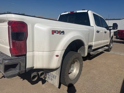 2025 Ford F-350SD Lariat DRW
