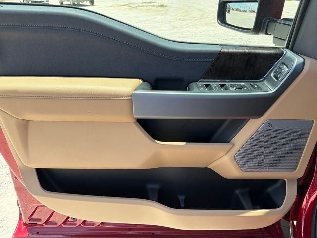 2026 Ford F-350SD Lariat DRW