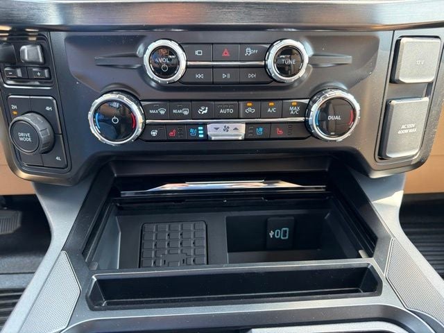 2026 Ford F-350SD Lariat DRW