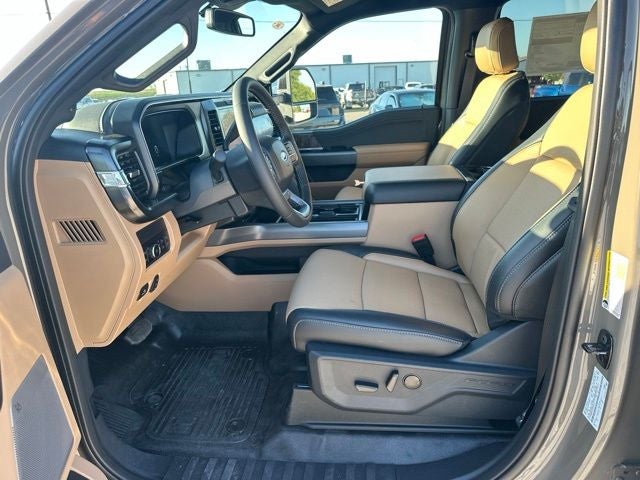2026 Ford F-350SD Lariat DRW