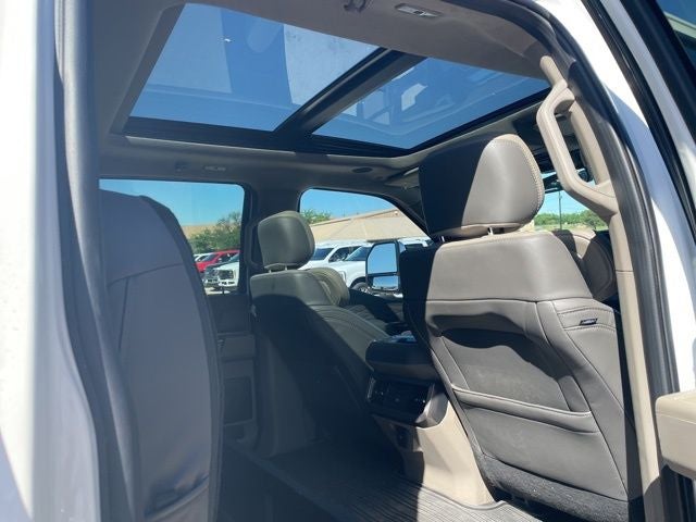 2025 Ford F-450SD Platinum