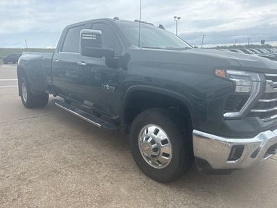 2025 Chevrolet Silverado 3500HD LTZ
