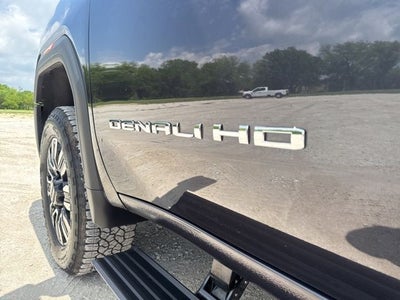 2025 GMC Sierra 2500HD Denali Ultimate