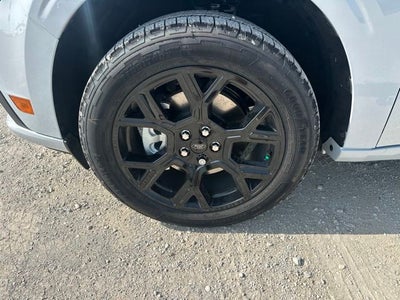 2026 Ford Maverick Lobo Standard