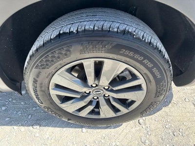 2024 Nissan Pathfinder S