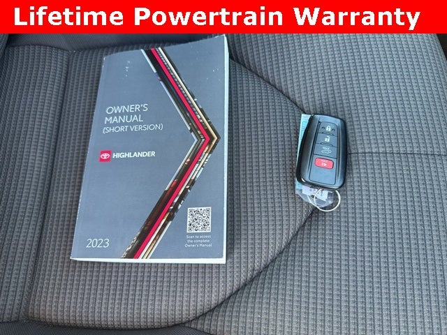 2023 Toyota Highlander LE