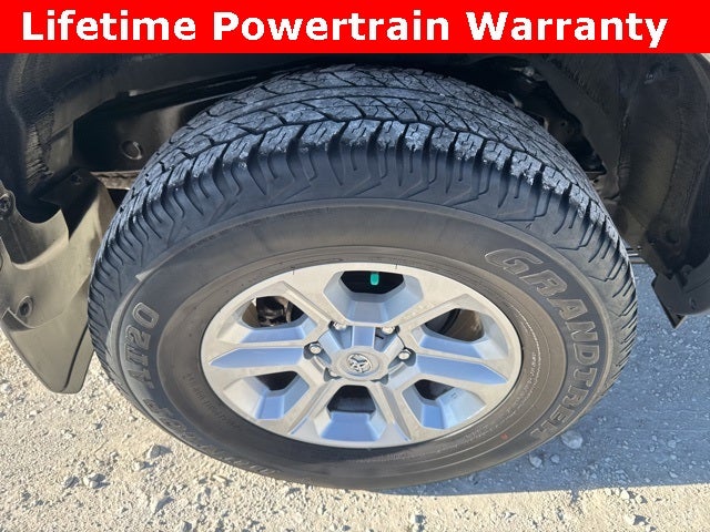 2023 Toyota 4Runner SR5