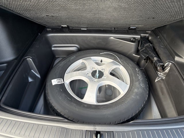 2025 Jeep Grand Cherokee GRAND CHEROKEE LAREDO 4X2