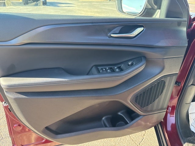 2025 Jeep Grand Cherokee GRAND CHEROKEE LAREDO X 4X2