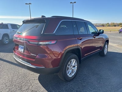 2025 Jeep Grand Cherokee GRAND CHEROKEE LAREDO X 4X2