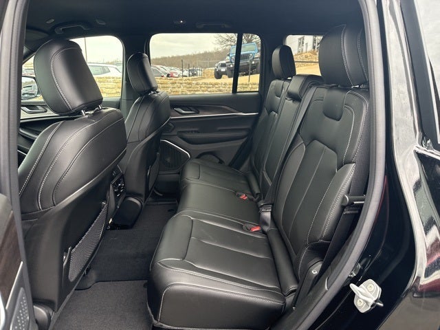 2026 Jeep Grand Cherokee GRAND CHEROKEE LIMITED 4X2