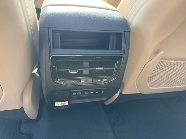 2026 Jeep Grand Cherokee GRAND CHEROKEE LIMITED 4X2