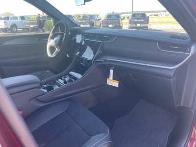 2025 Jeep Grand Cherokee GRAND CHEROKEE ALTITUDE 4X4