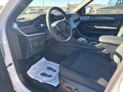 2025 Jeep Grand Cherokee GRAND CHEROKEE LAREDO X 4X4