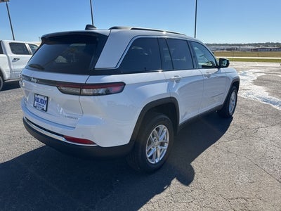 2025 Jeep Grand Cherokee GRAND CHEROKEE LAREDO X 4X4