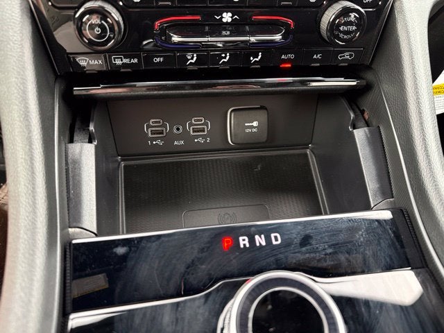 2027 Jeep Grand Cherokee GRAND CHEROKEE LAREDO X 4X4