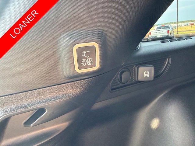 2027 Jeep Grand Cherokee GRAND CHEROKEE LIMITED 4X4