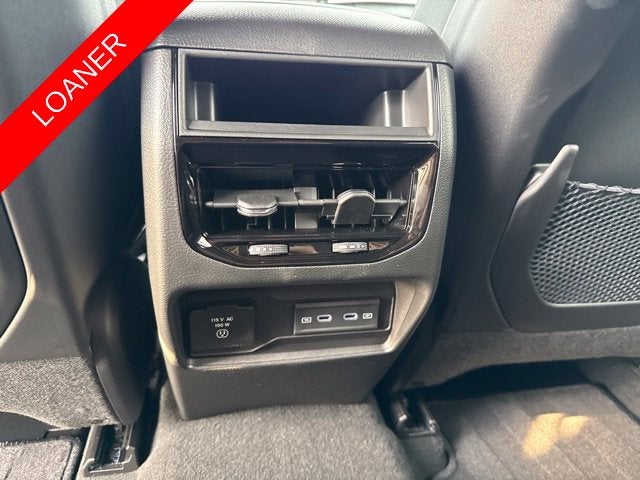 2027 Jeep Grand Cherokee GRAND CHEROKEE LIMITED 4X4