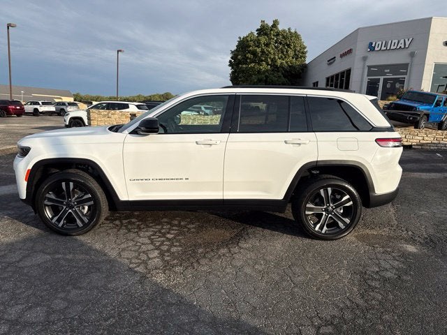 2027 Jeep Grand Cherokee GRAND CHEROKEE LIMITED 4X4