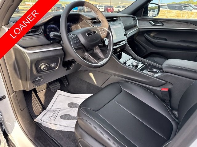 2027 Jeep Grand Cherokee GRAND CHEROKEE LIMITED 4X4