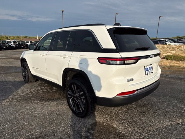 2027 Jeep Grand Cherokee GRAND CHEROKEE LIMITED 4X4