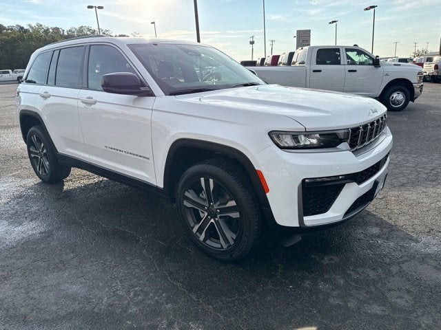 2027 Jeep Grand Cherokee GRAND CHEROKEE LIMITED 4X4