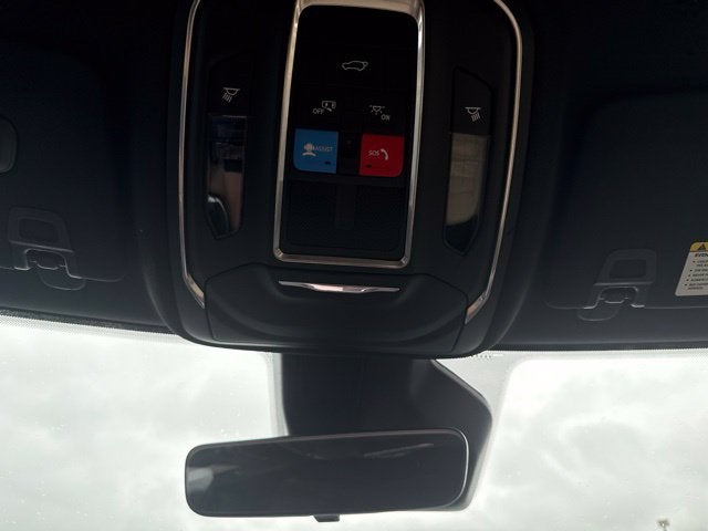 2027 Jeep Grand Cherokee GRAND CHEROKEE LIMITED 4X4
