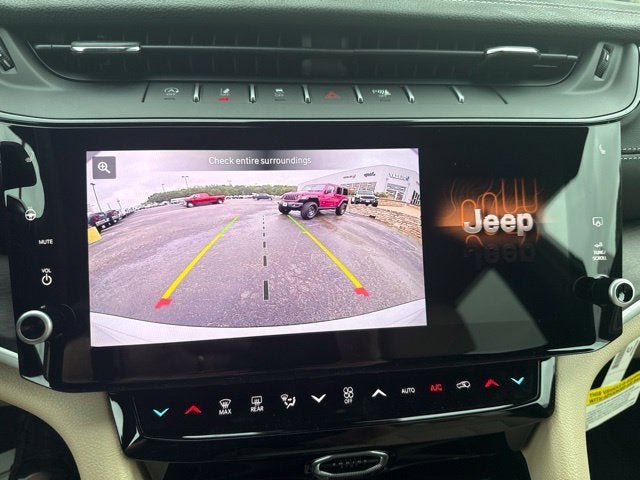 2027 Jeep Grand Cherokee GRAND CHEROKEE LIMITED 4X4