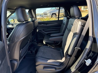 2025 Jeep Grand Cherokee GRAND CHEROKEE L ALTITUDE 4X4