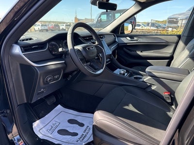 2025 Jeep Grand Cherokee GRAND CHEROKEE L ALTITUDE 4X4