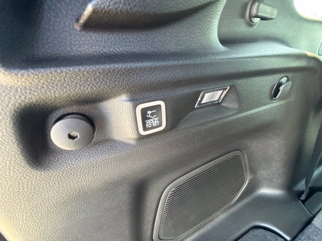 2027 Jeep Grand Cherokee GRAND CHEROKEE L LIMITED 4X4