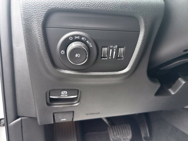2027 Jeep Grand Cherokee GRAND CHEROKEE L LIMITED 4X4
