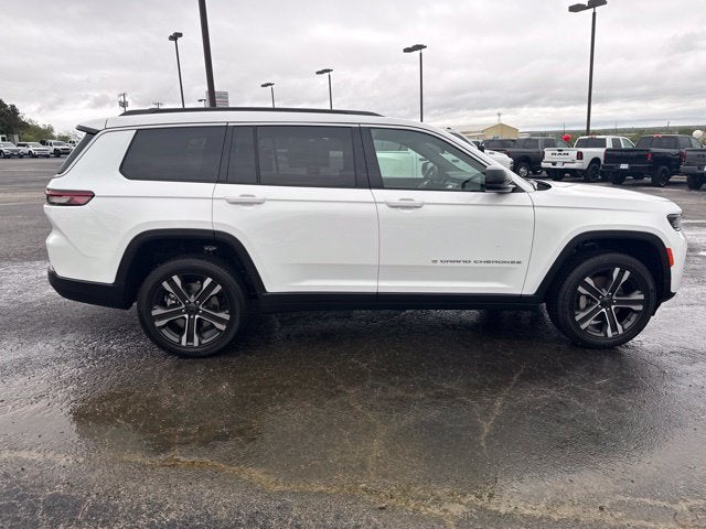 2027 Jeep Grand Cherokee GRAND CHEROKEE L LIMITED 4X4