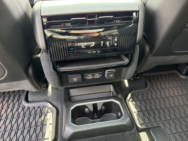 2026 Jeep Grand Wagoneer GRAND WAGONEER UPLAND 4X4