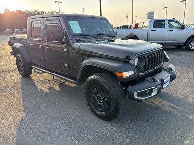 2024 Jeep Gladiator Sport