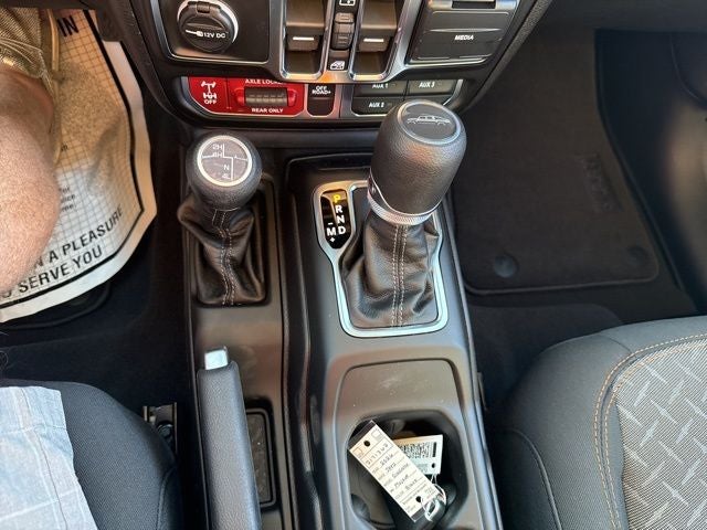 2026 Jeep Gladiator GLADIATOR MOJAVE 4X4